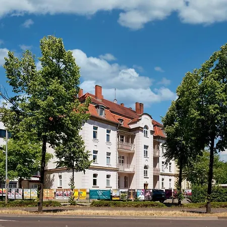 Sehr Zentrale Naehe Des Bahnhofs In Fuer Bis Zu 10 Personen Lägenhet *