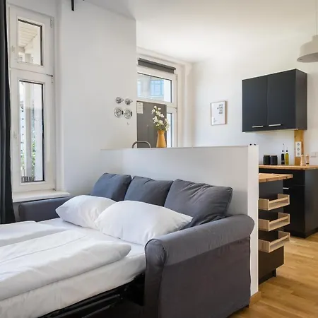 Appartement Sehr Zentrale Naehe Des Bahnhofs In Fuer Bis Zu 10 Personen