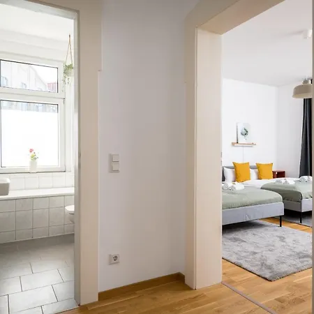 Sehr Zentrale Naehe Des Bahnhofs In Fuer Bis Zu 10 Personen Leipzig