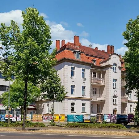 Sehr Zentrale Naehe Des Bahnhofs In Fuer Bis Zu 10 Personen Appartement