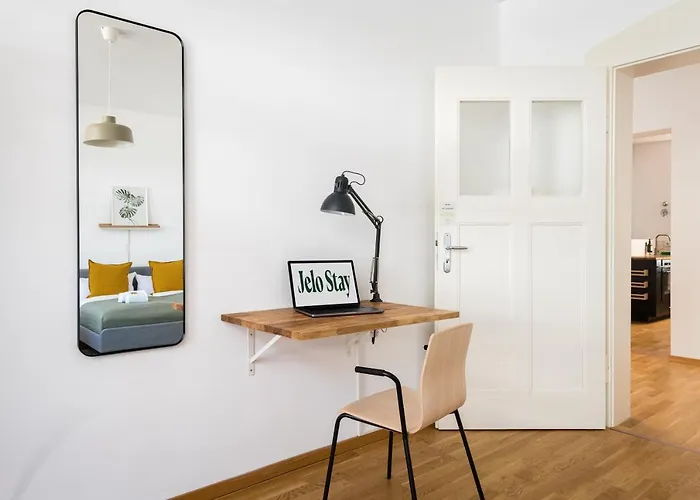 Sehr Zentrale Naehe Des Bahnhofs In Fuer Bis Zu 10 Personen