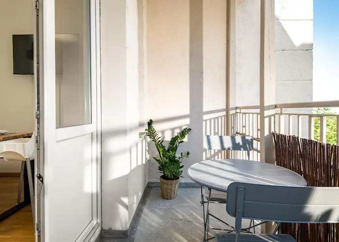 Appartement Sehr Zentrale Naehe Des Bahnhofs In Fuer Bis Zu 10 Personen Leipzig