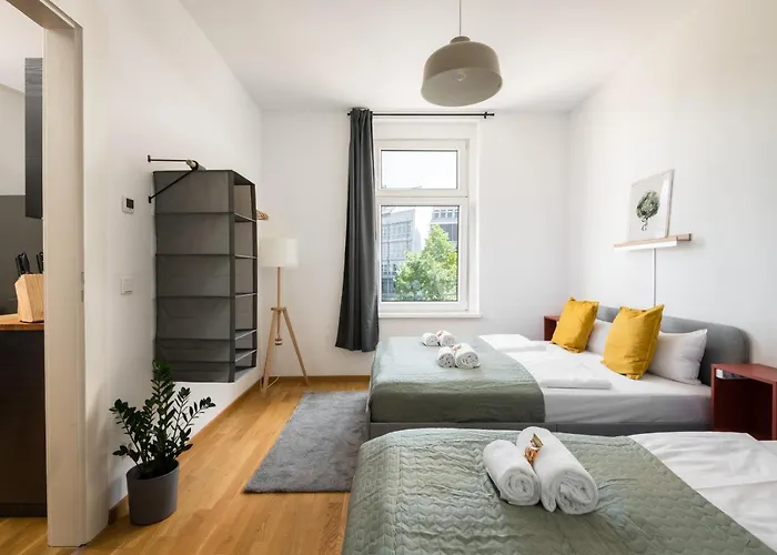 Sehr Zentrale Naehe Des Bahnhofs In Fuer Bis Zu 10 Personen Leipzig