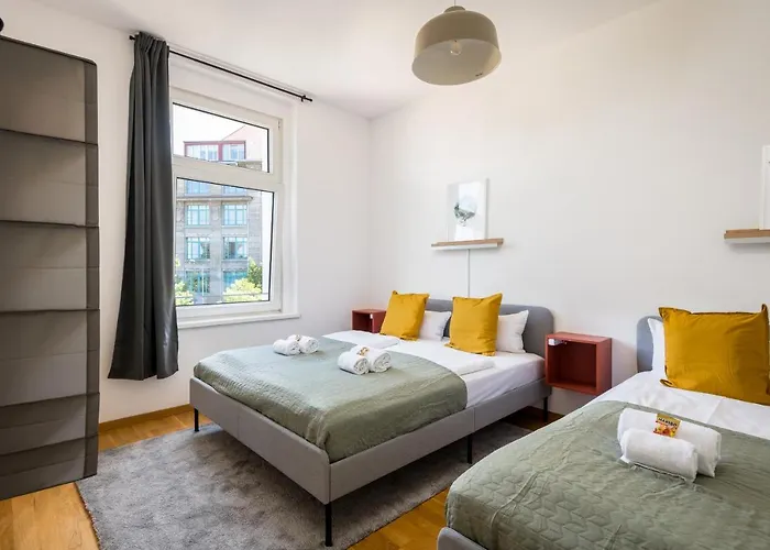 Sehr Zentrale Naehe Des Bahnhofs In Fuer Bis Zu 10 Personen